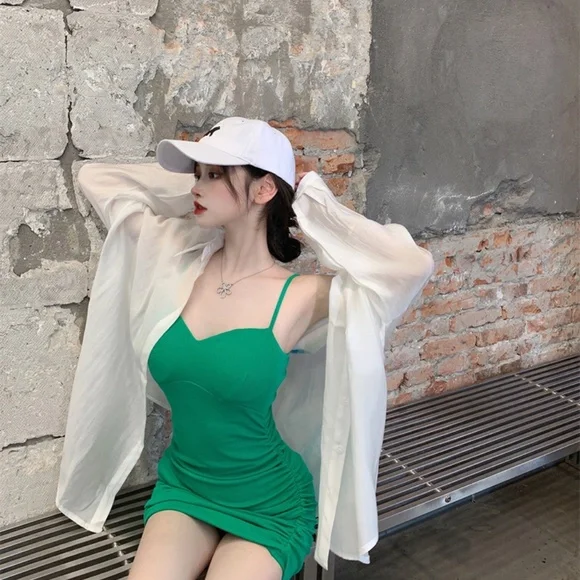 Stylish Dress - Picture 2 of 7